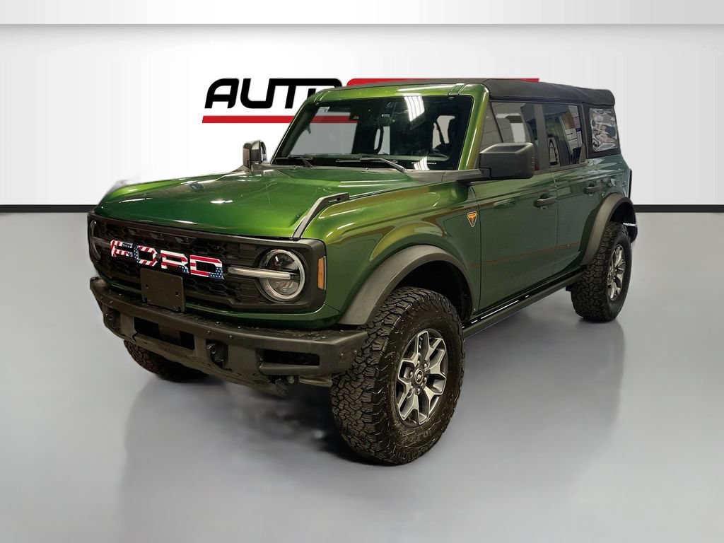 Used 2023 Ford Bronco Badlands AWD/4WD image 3