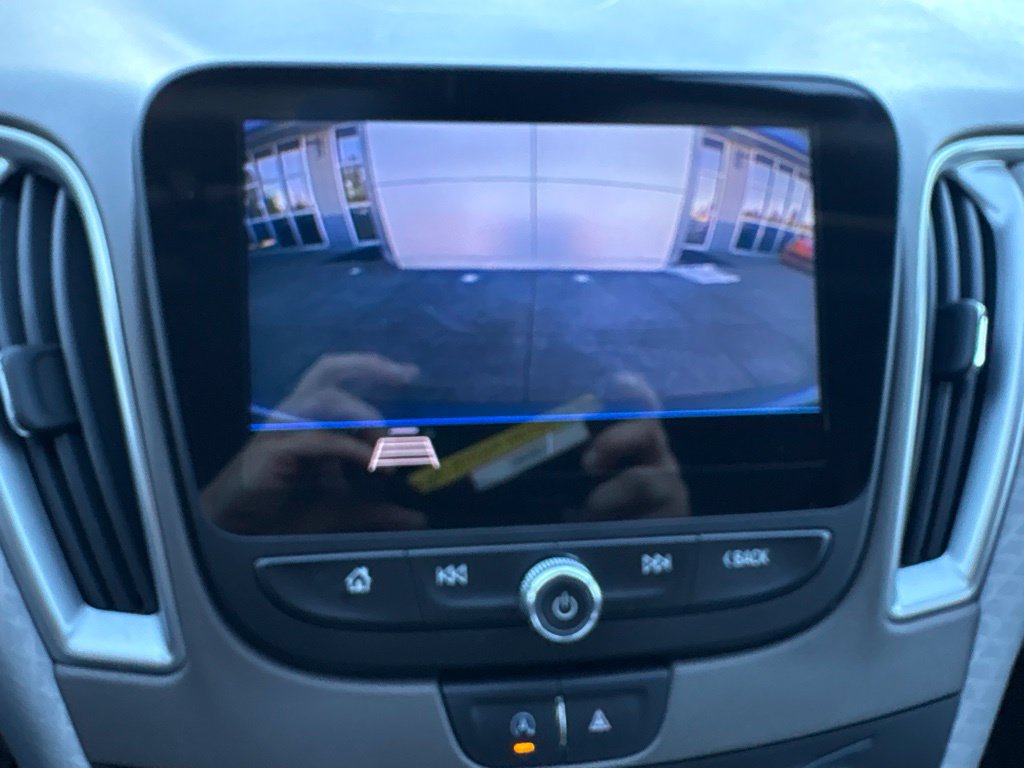 Used 2020 Chevrolet Malibu LS w/ Driver Confidence Package II FWD image 21