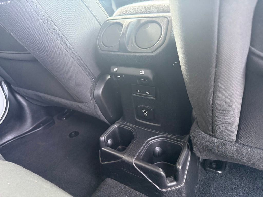 Used 2020 Jeep Gladiator Overland w/ Trailer Tow Package AWD/4WD image 37