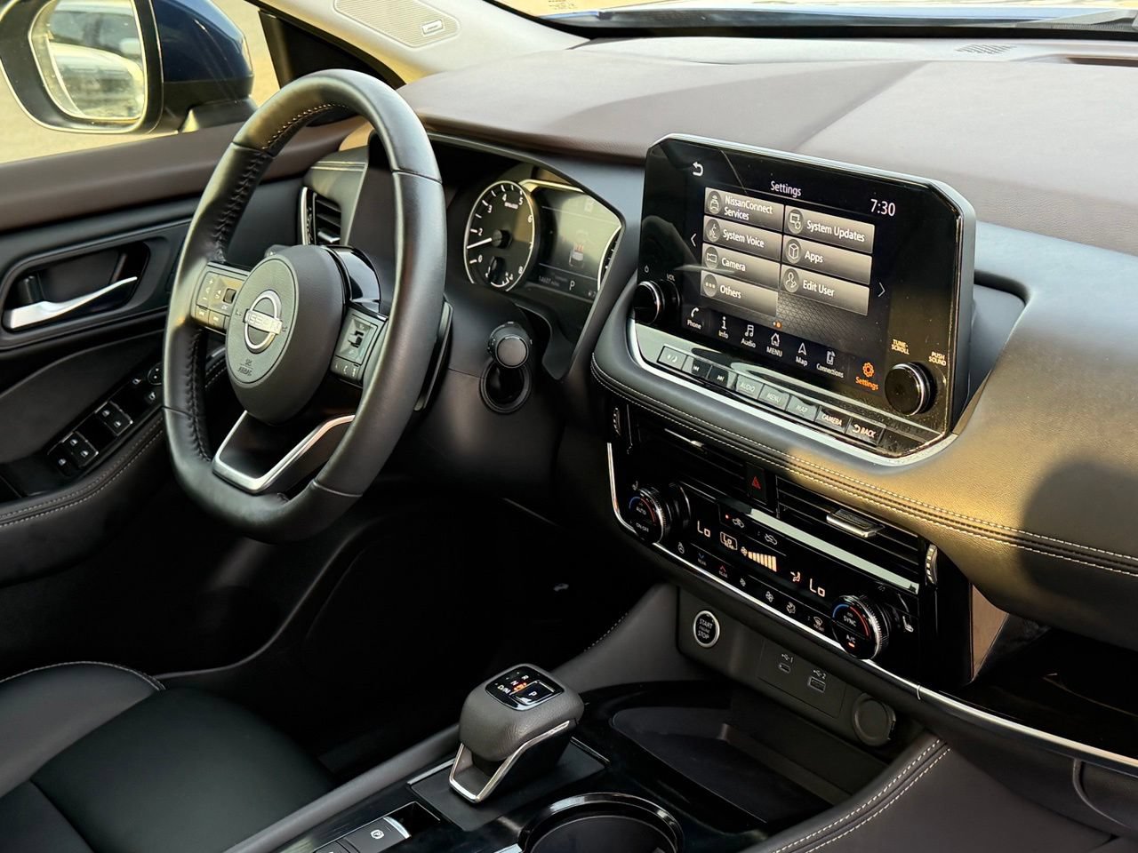 Certified 2023 Nissan Rogue SL w/ SL Premium Package FWD image 39