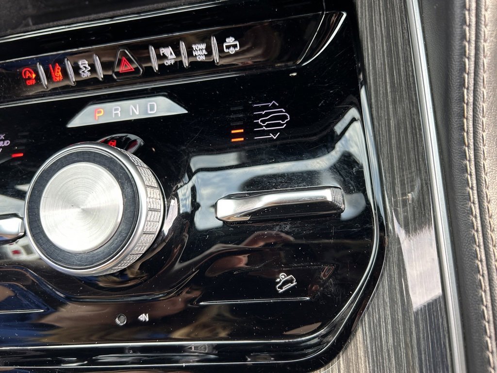 Used 2022 Jeep Wagoneer Series III w/ Premium Group I image 36