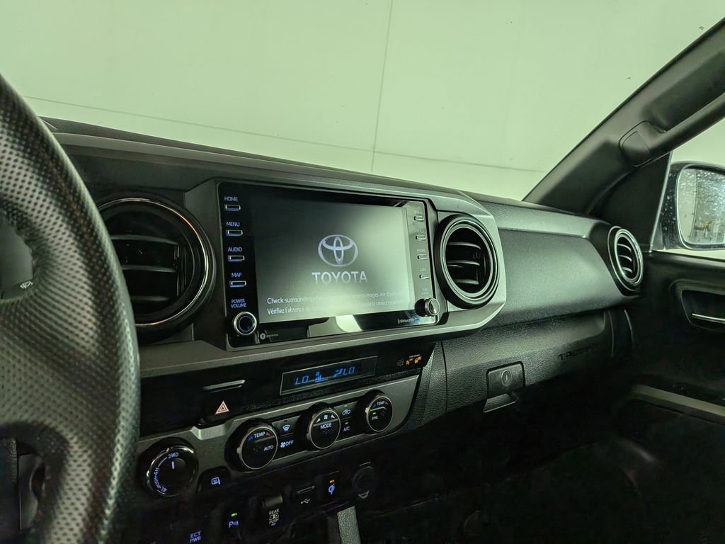 Used 2021 Toyota Tacoma TRD Off-Road image 24
