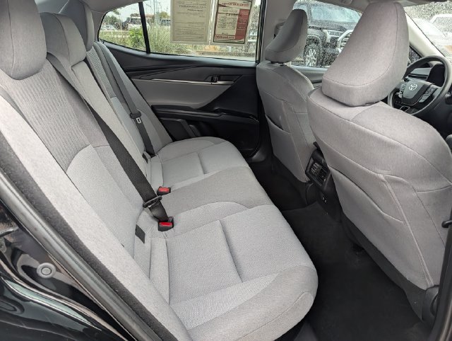 Used 2025 Toyota Camry LE w/ Convenience Package FWD image 29