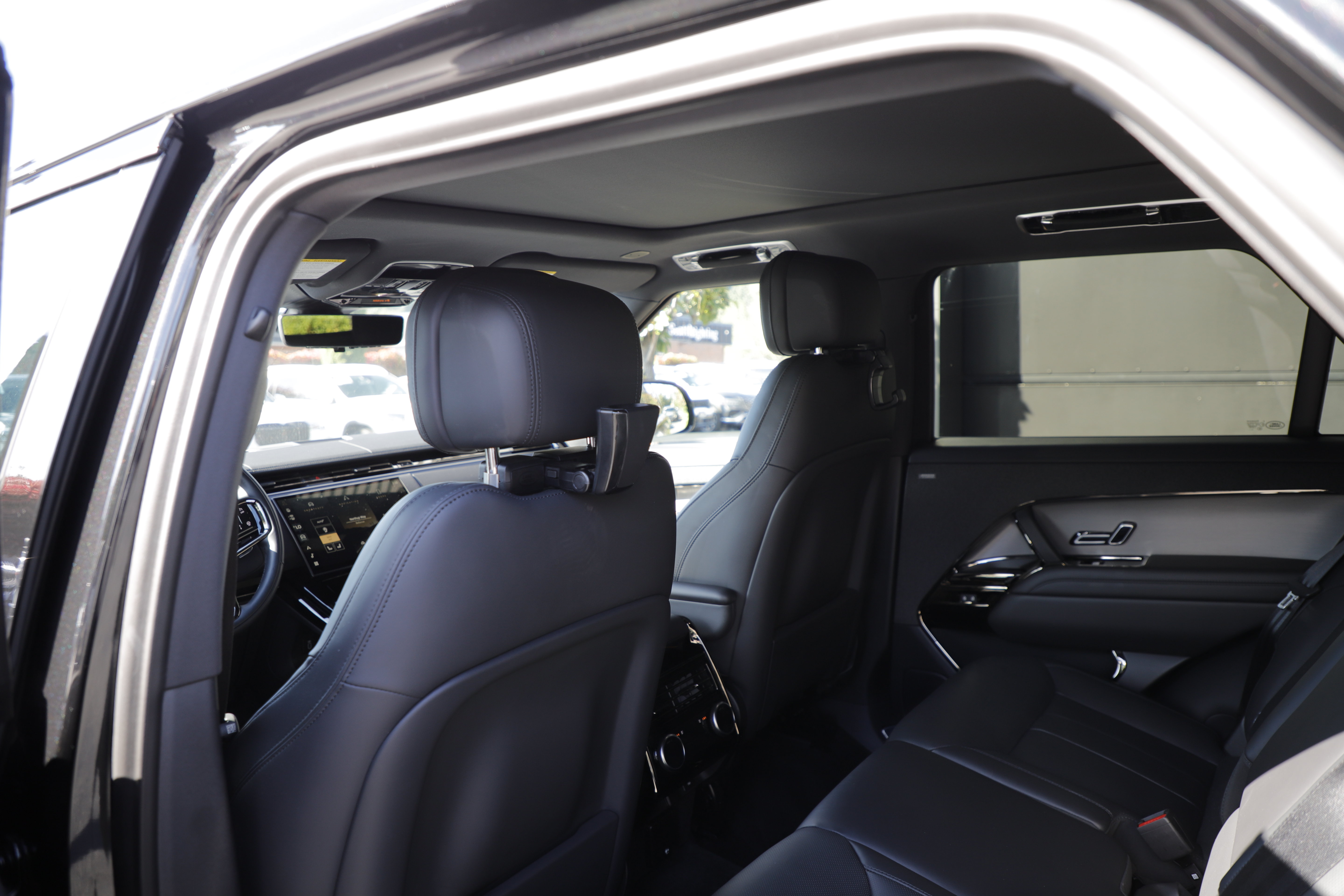 Certified 2026 Land Rover Range Rover Sport Dynamic SE AWD/4WD image 15