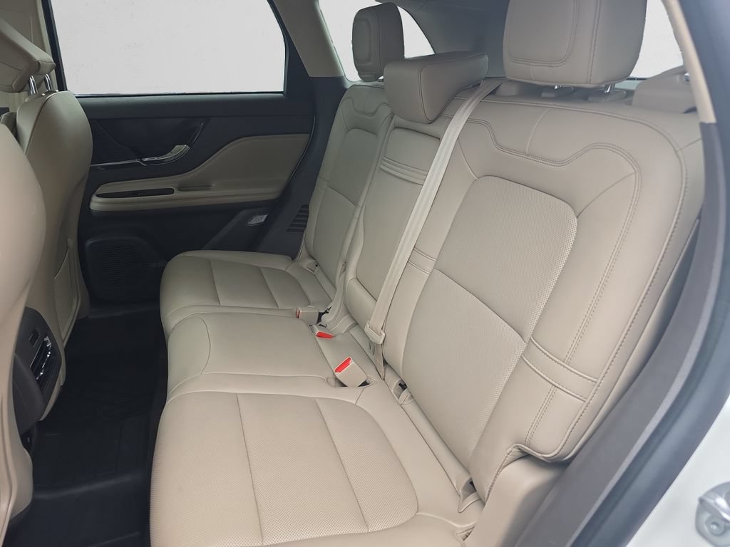 Used 2022 Lincoln Corsair AWD w/ Equipment Group 101A image 15
