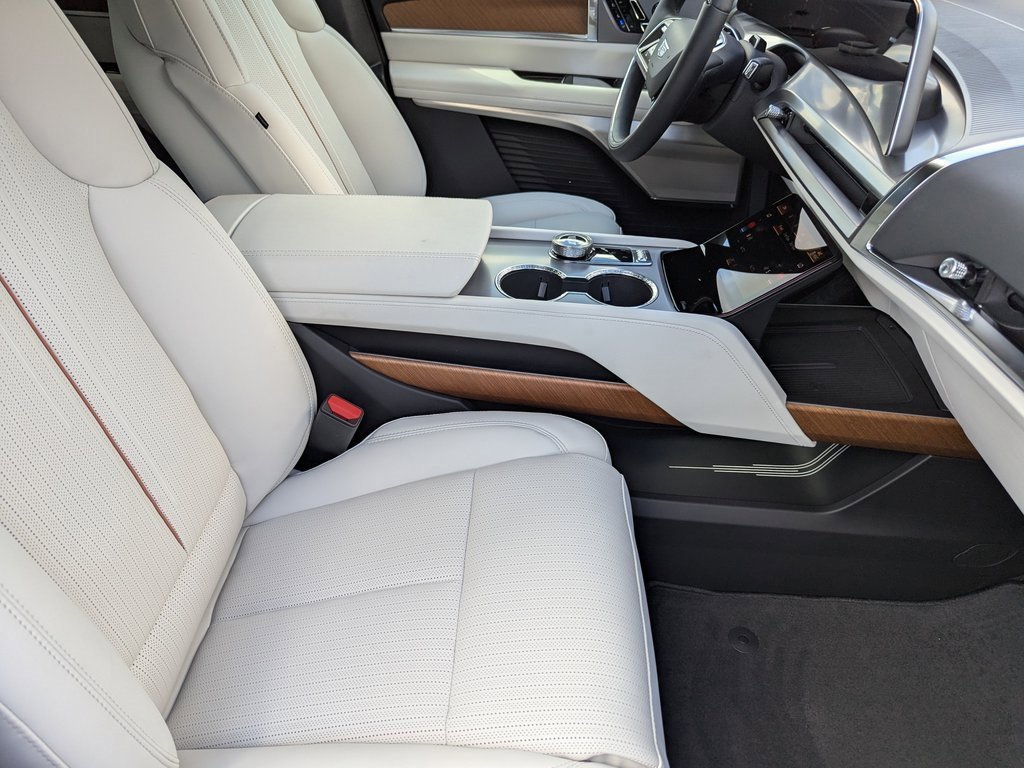 New 2026 Cadillac Vistiq Luxury image 18