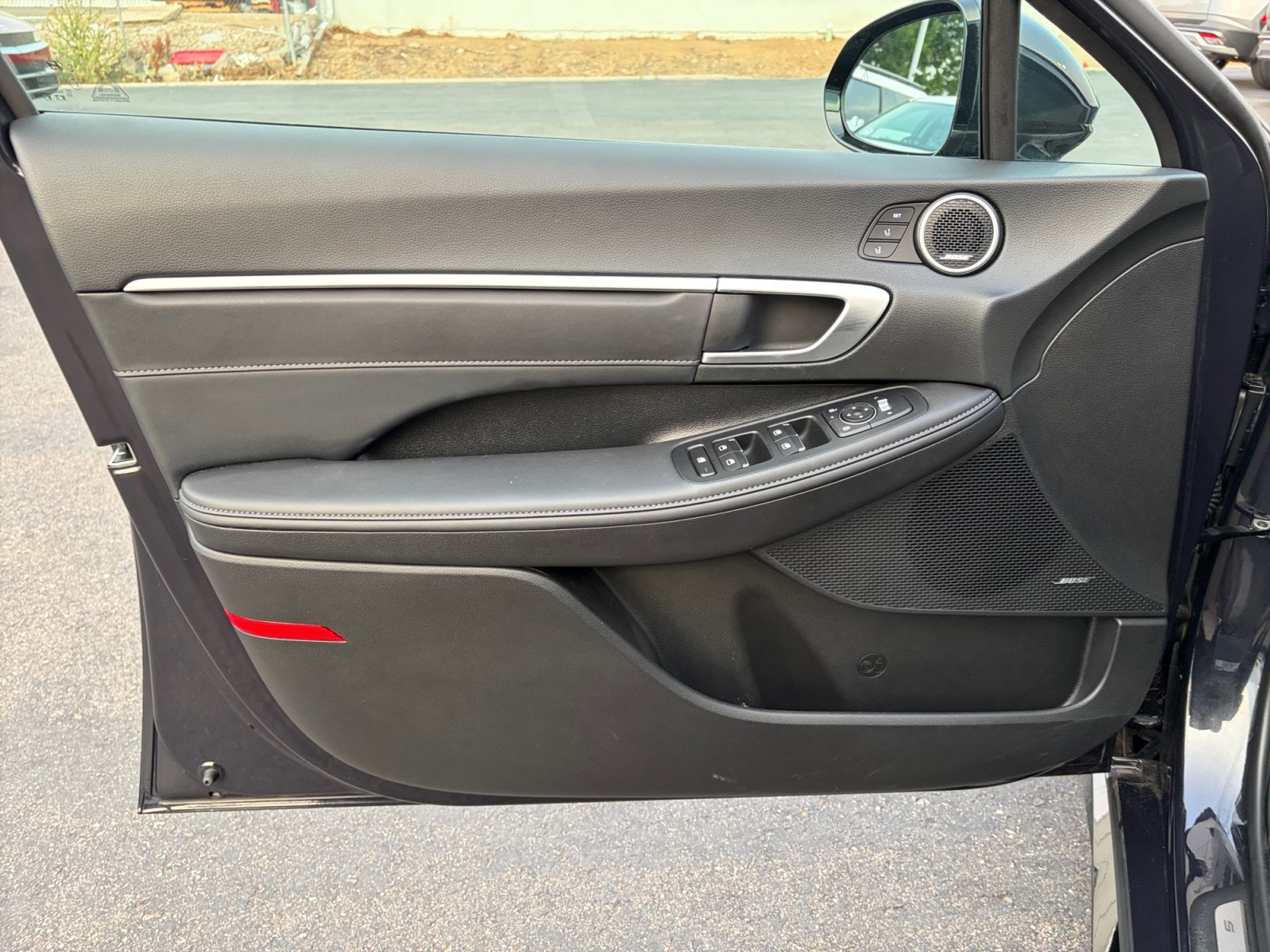Used 2025 Hyundai Sonata Limited FWD image 14