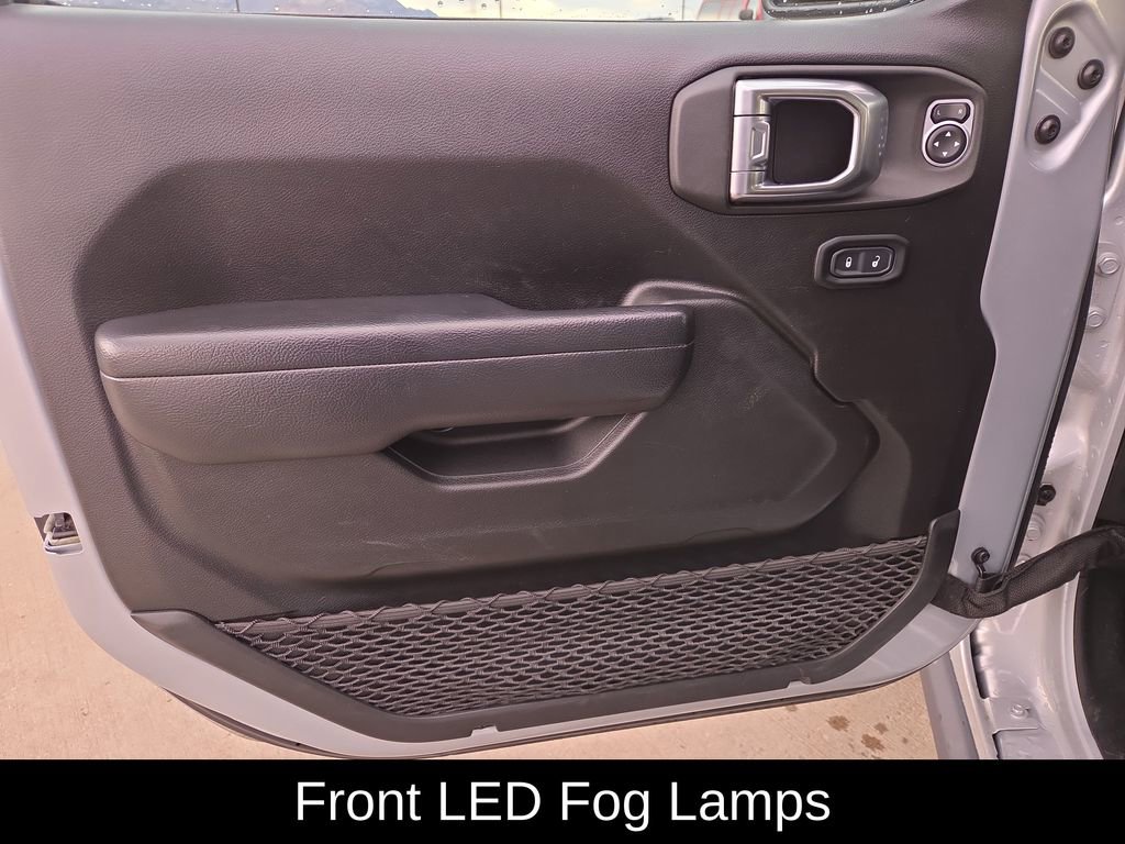 Used 2023 Jeep Wrangler Unlimited image 11