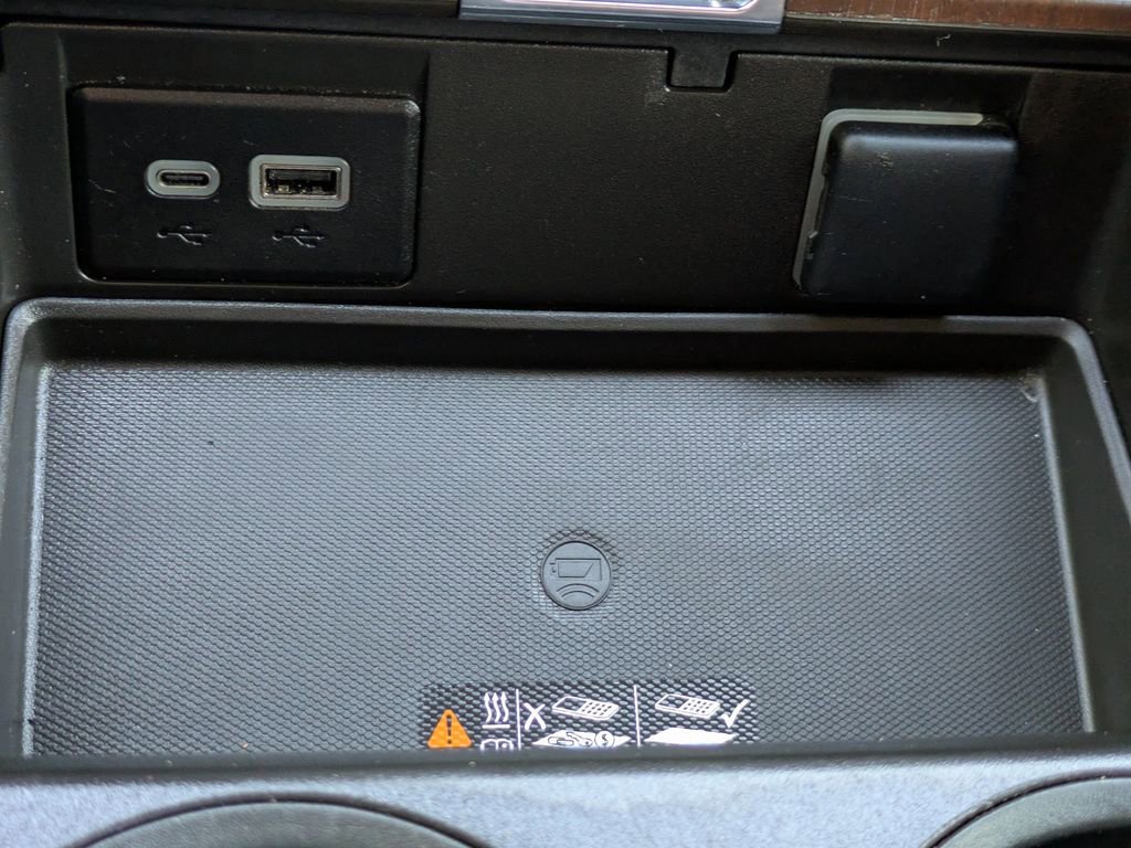 Used 2023 GMC Yukon Denali Ultimate image 29