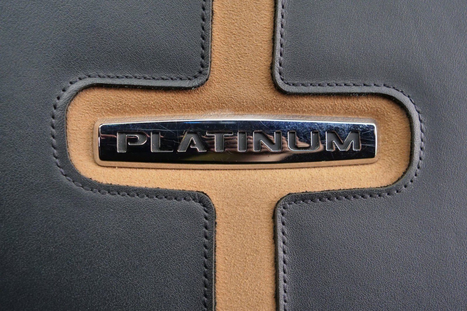 Used 2024 Ford F250 Platinum AWD/4WD image 17