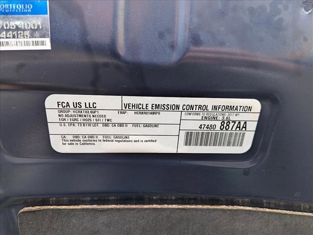 Used 2017 Chrysler Pacifica Limited w/ UConnect Theater Package image 23