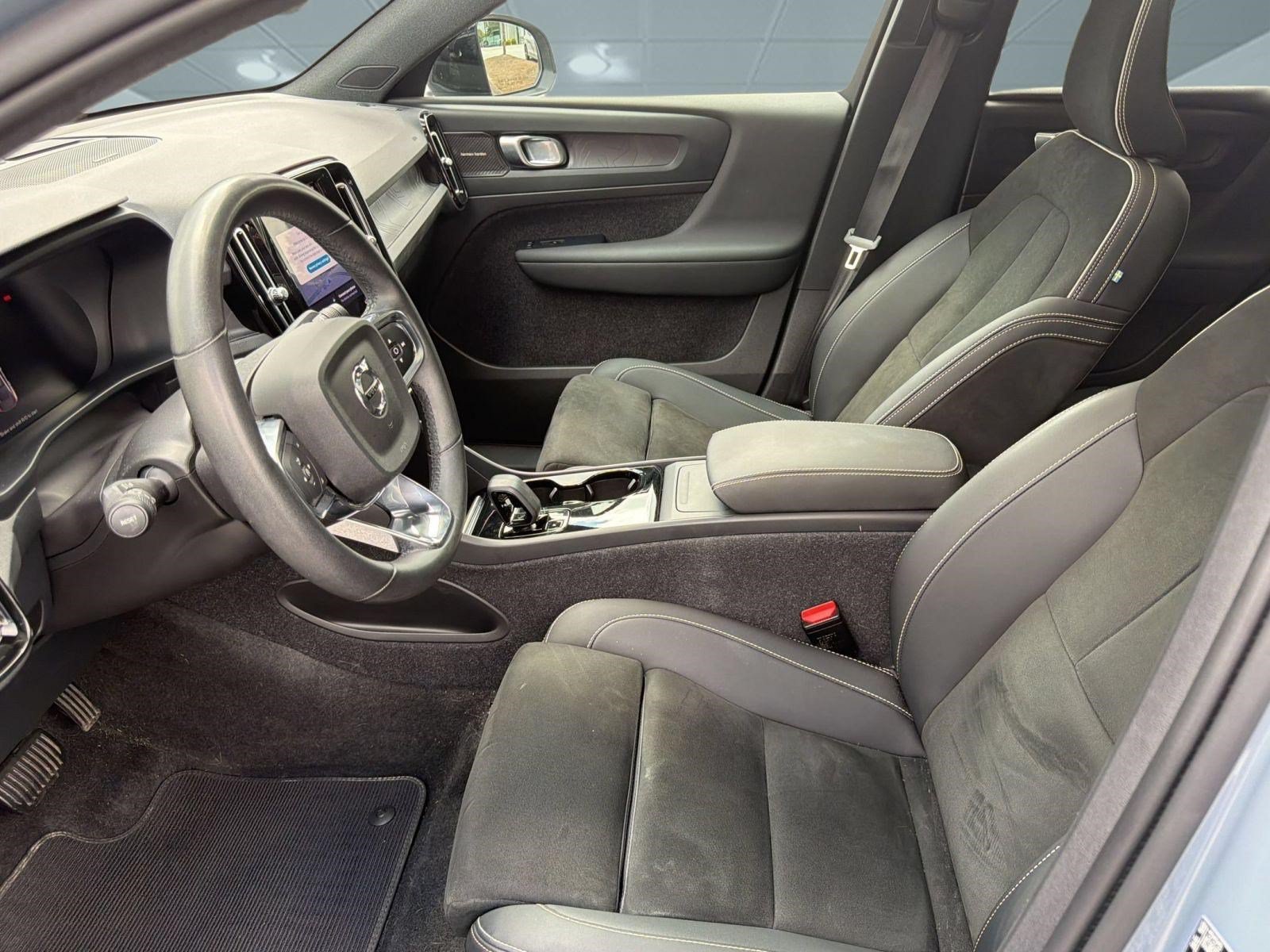 Certified 2023 Volvo C40 P8 Recharge Ultimate AWD/4WD image 5
