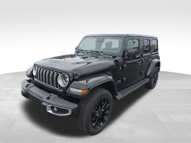 Used 2025 Jeep Wrangler Unlimited Sahara image 2