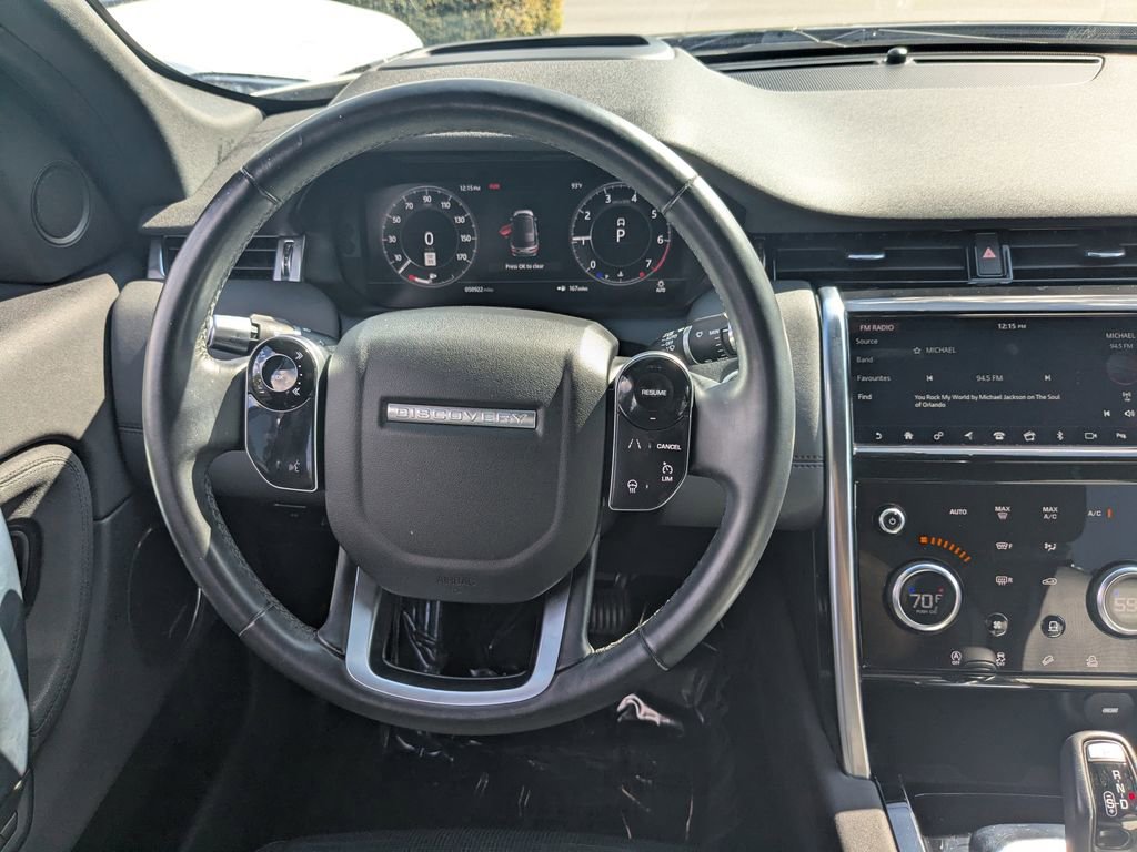 Used 2020 Land Rover Discovery Sport SE image 15