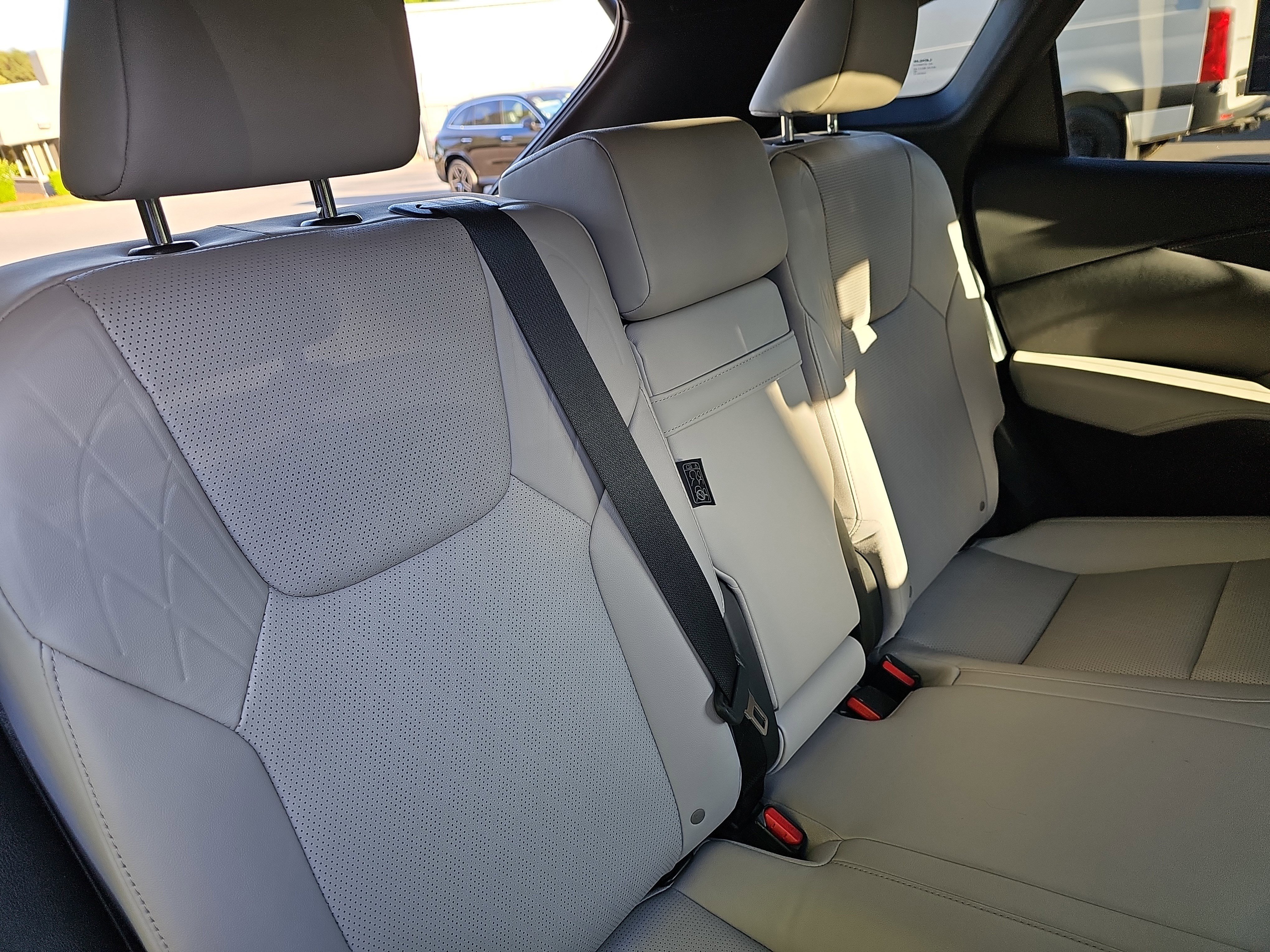 Used 2024 Lexus RX 350 Premium Plus w/ Convenience Package image 12