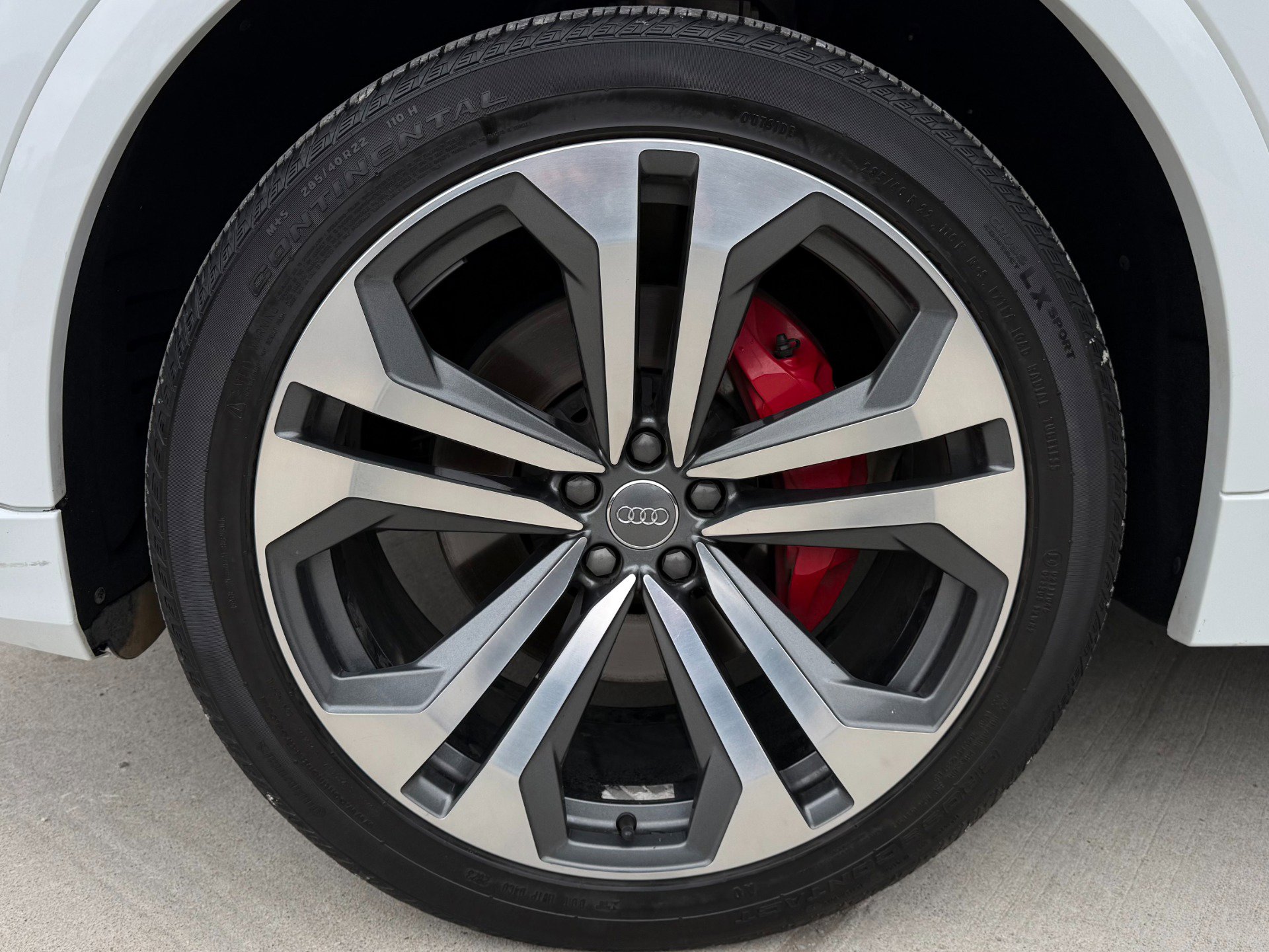 Used 2019 Audi Q8 Premium Plus w/ Premium Plus image 37