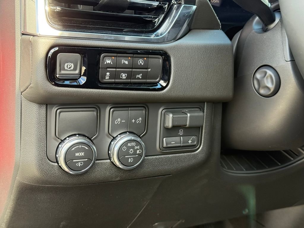 New 2026 GMC Yukon Denali w/ Denali Reserve Package image 11