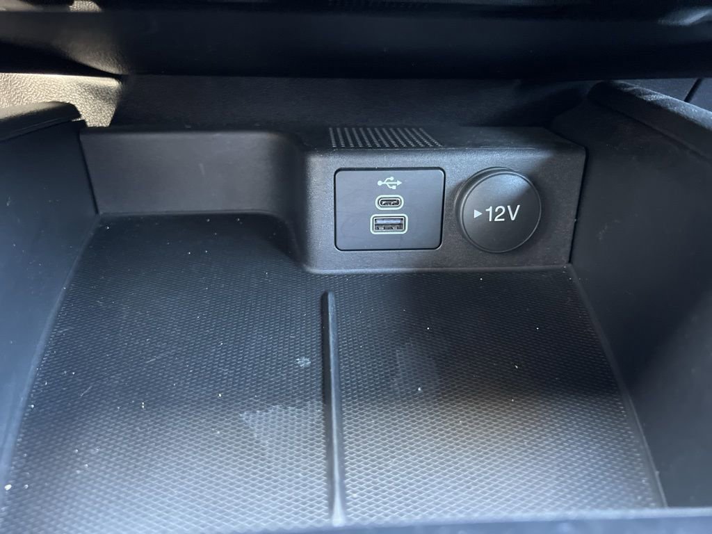 Used 2025 Ford Escape ST-Line w/ Tech Pack #1 image 29