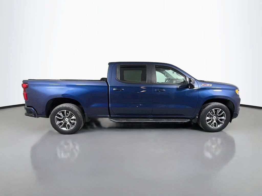 Used 2023 Chevrolet Silverado 1500 RST AWD/4WD image 5