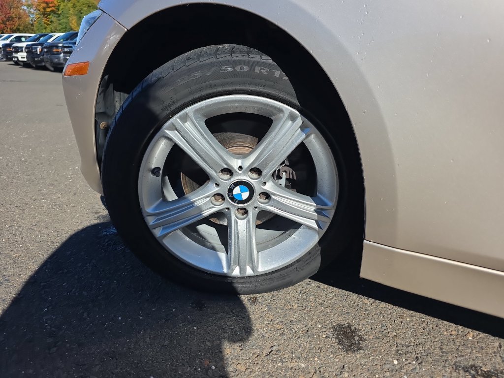 Used 2015 BMW 328i xDrive Sedan AWD/4WD image 13