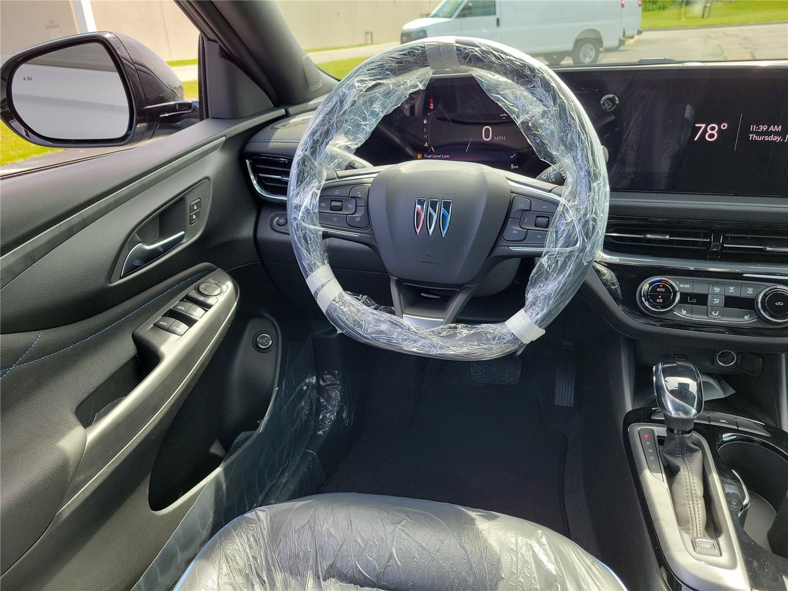 New 2026 Buick Envista Sport Touring w/ Convenience I Package FWD image 10
