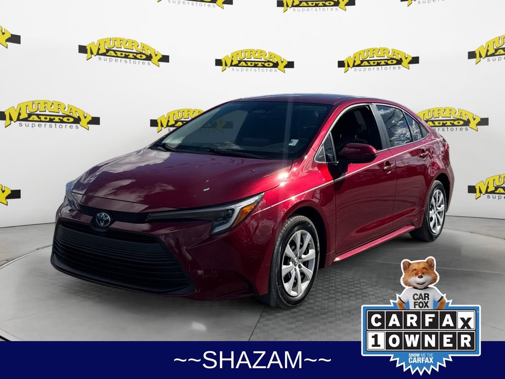 Used 2025 Toyota Corolla LE image 1