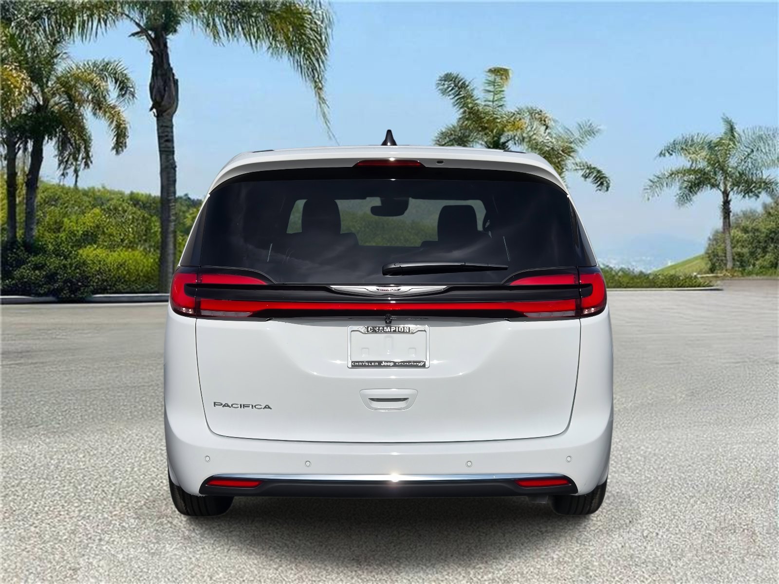 New 2026 Chrysler Pacifica Select image 5