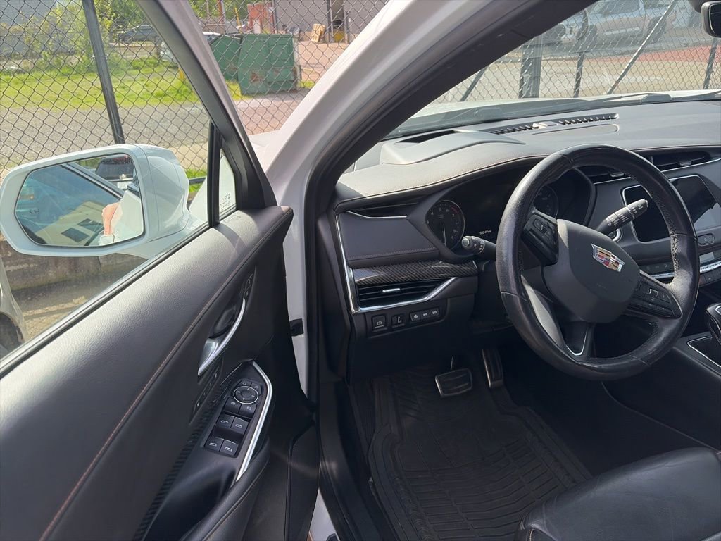 Used 2019 Cadillac XT4 Sport AWD/4WD image 7