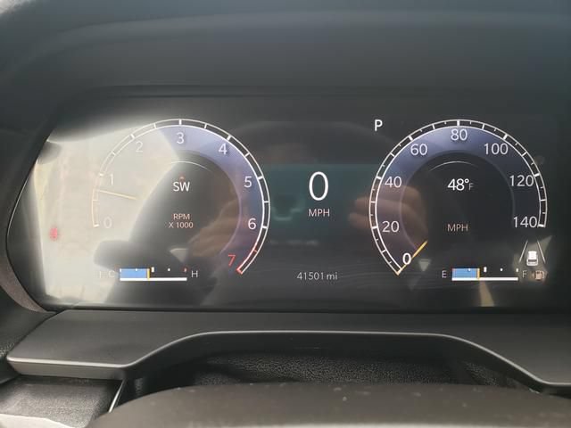 Used 2023 Jeep Grand Cherokee L Laredo AWD/4WD image 32