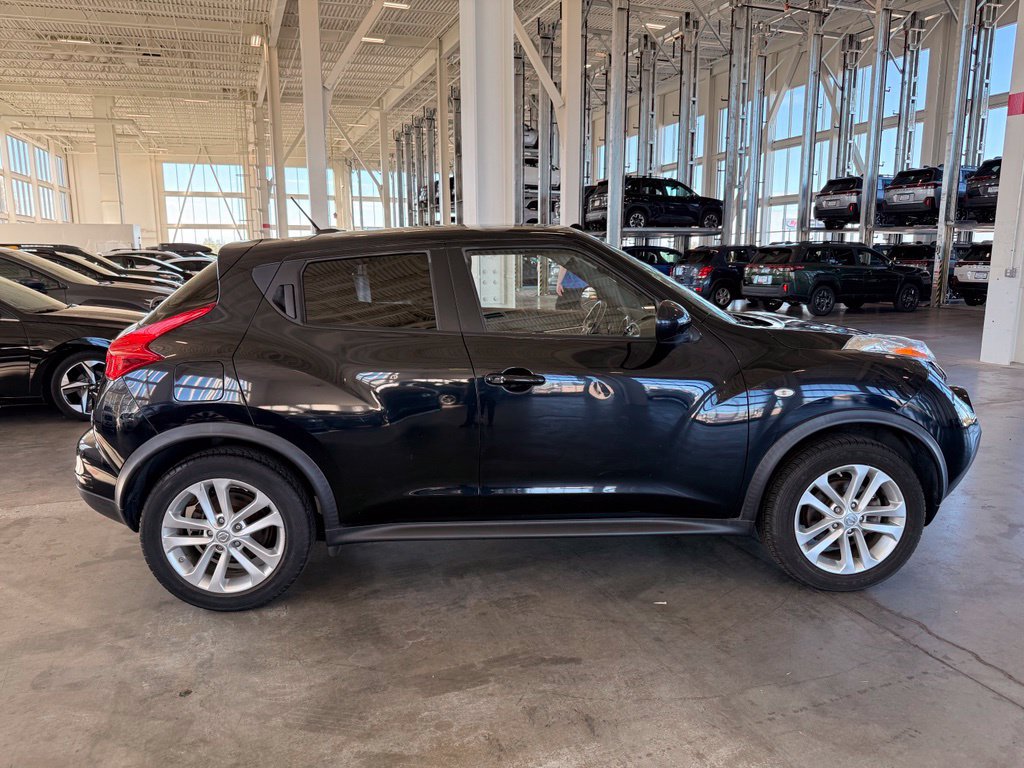 Used 2013 Nissan Juke SV AWD/4WD image 2