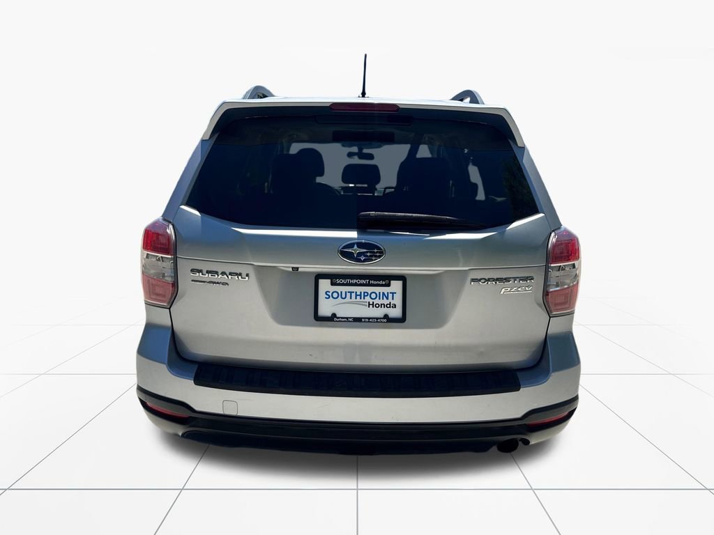Used 2015 Subaru Forester 2.5i Limited AWD/4WD image 6