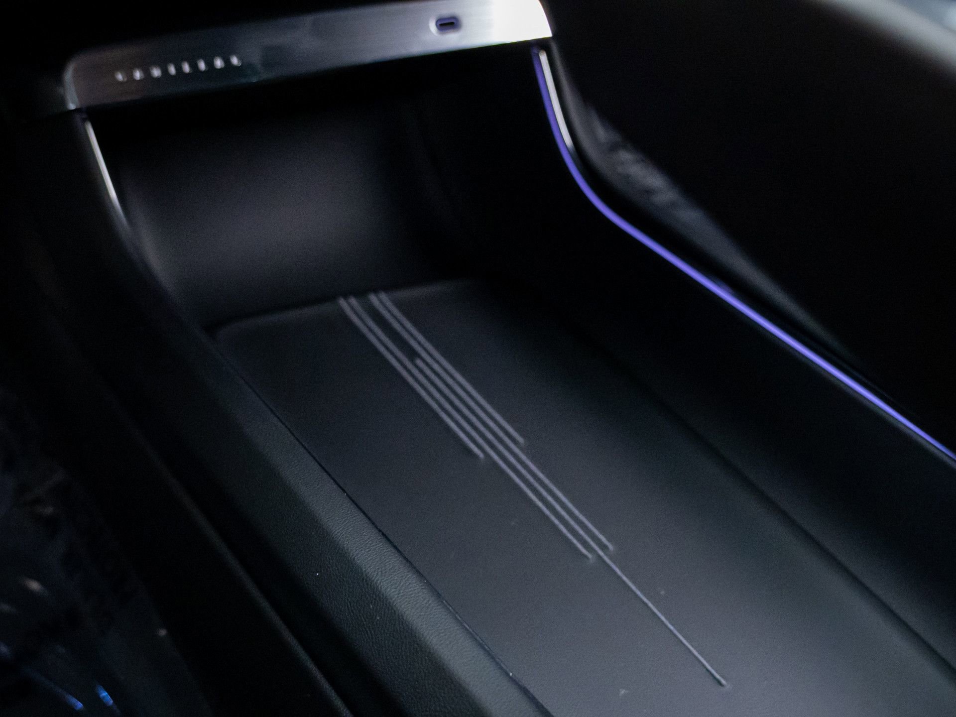 New 2026 Cadillac Lyriq V w/ LPO, Floor Liner Package AWD/4WD image 27