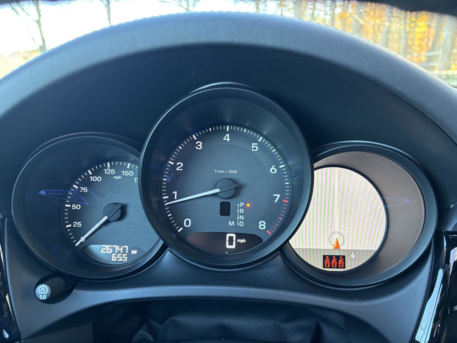 Used 2022 Porsche Macan Base w/ Premium Package Plus image 7