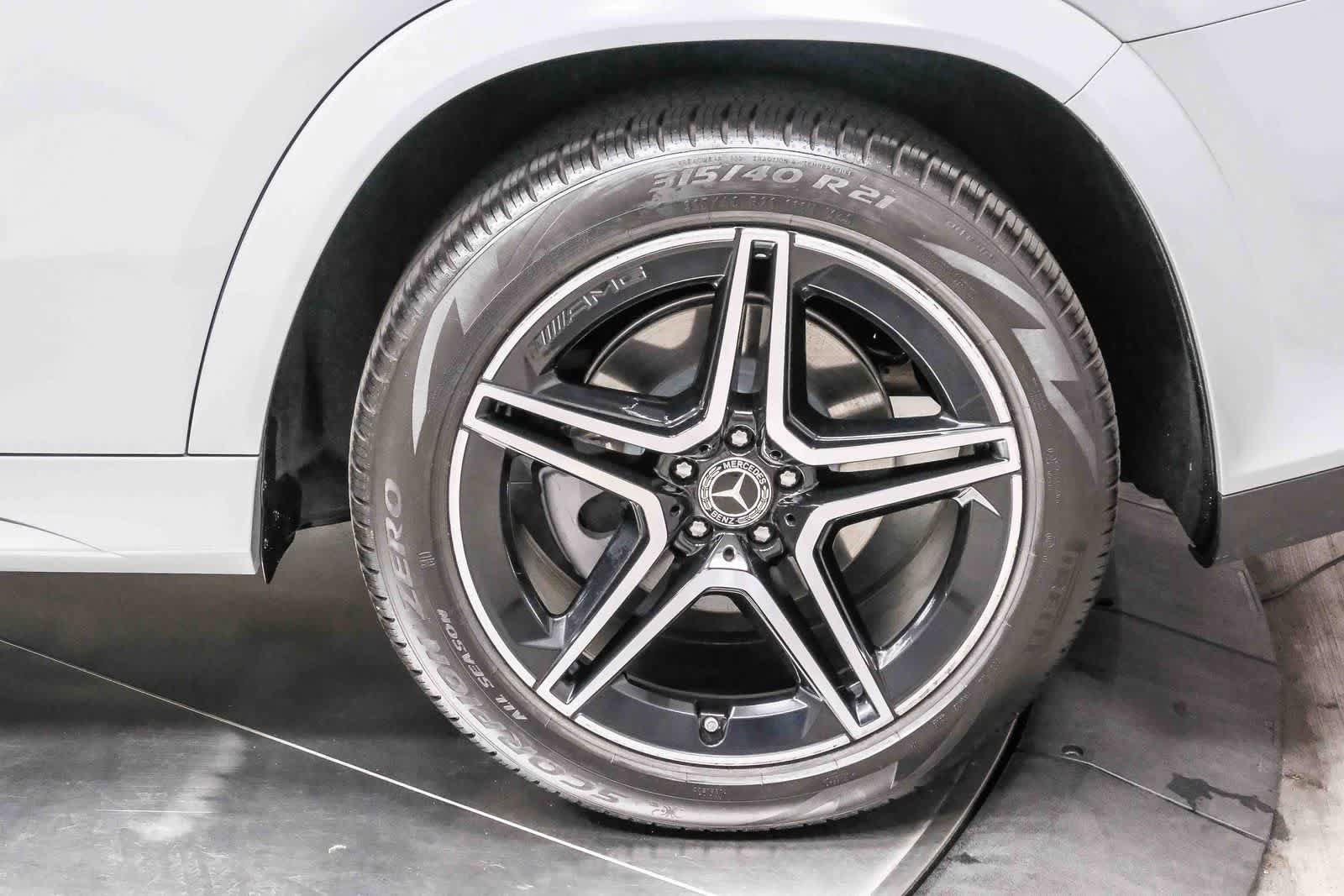Certified 2026 Mercedes-Benz GLS 450 4MATIC image 9