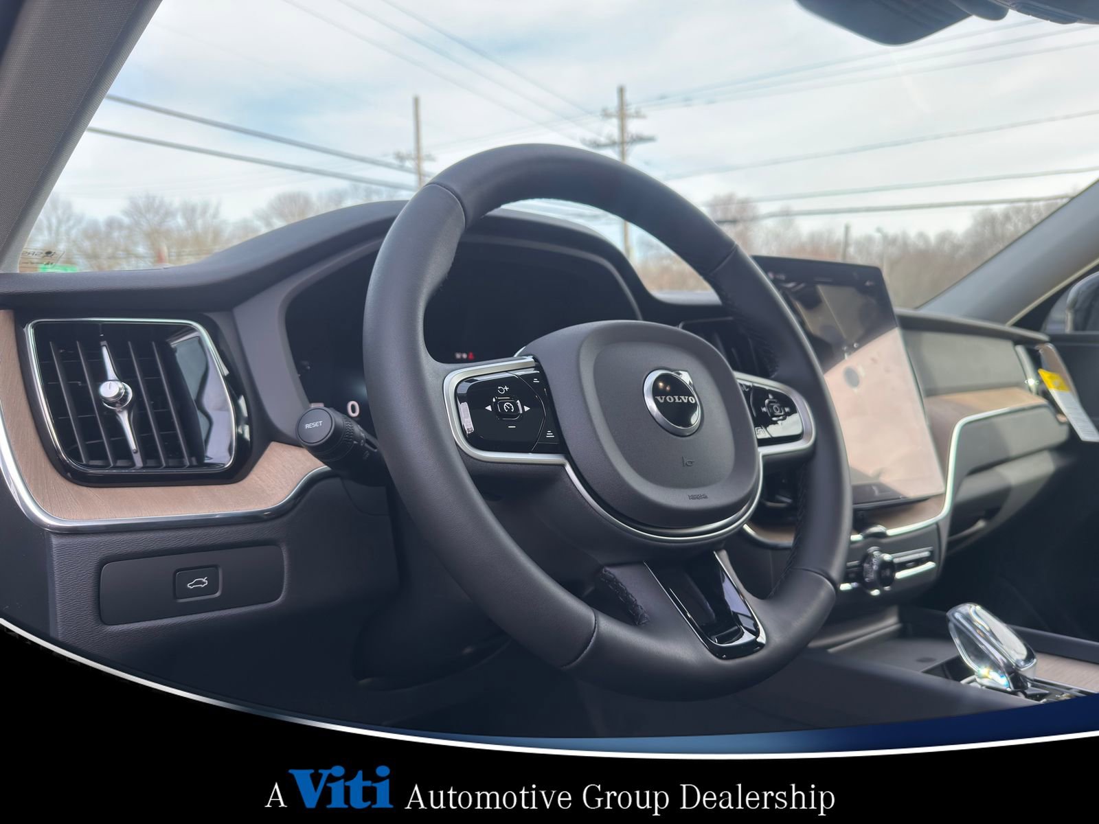 Used 2026 Volvo XC60 B5 Plus w/ Protection Package Premier image 12