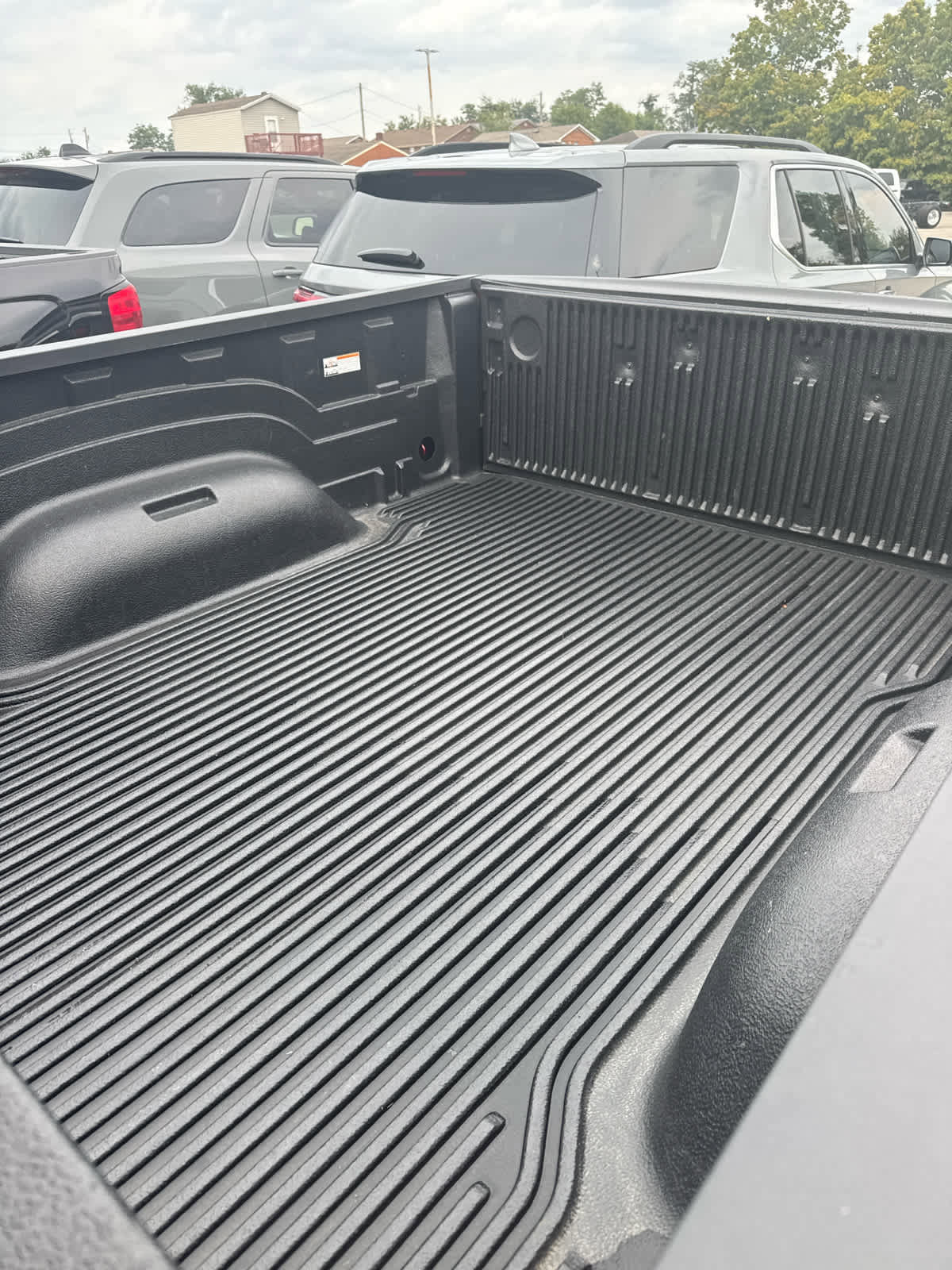 Used 2024 RAM 1500 Classic SLT image 7