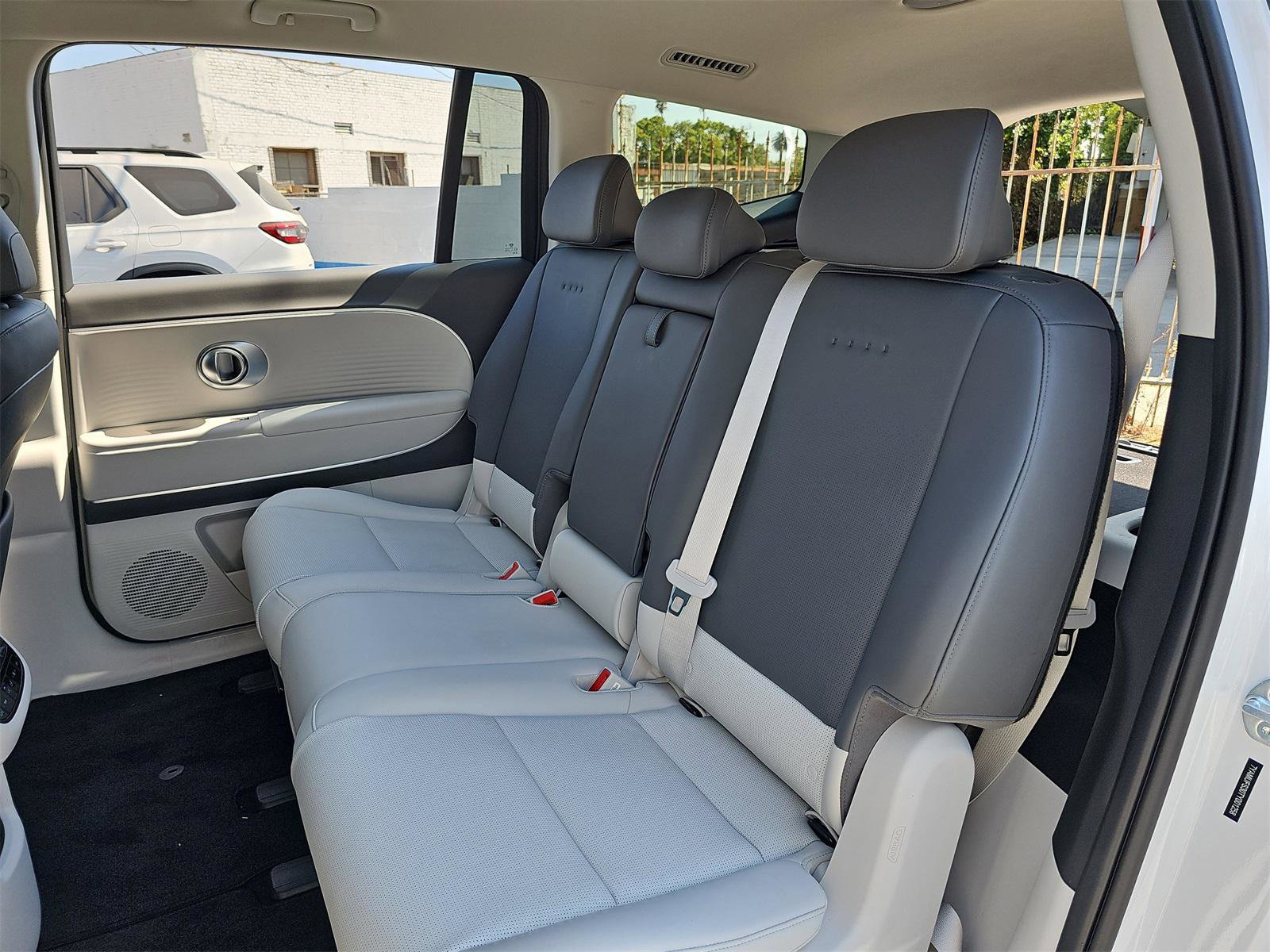 New 2026 Hyundai Ioniq 9 SEL image 16