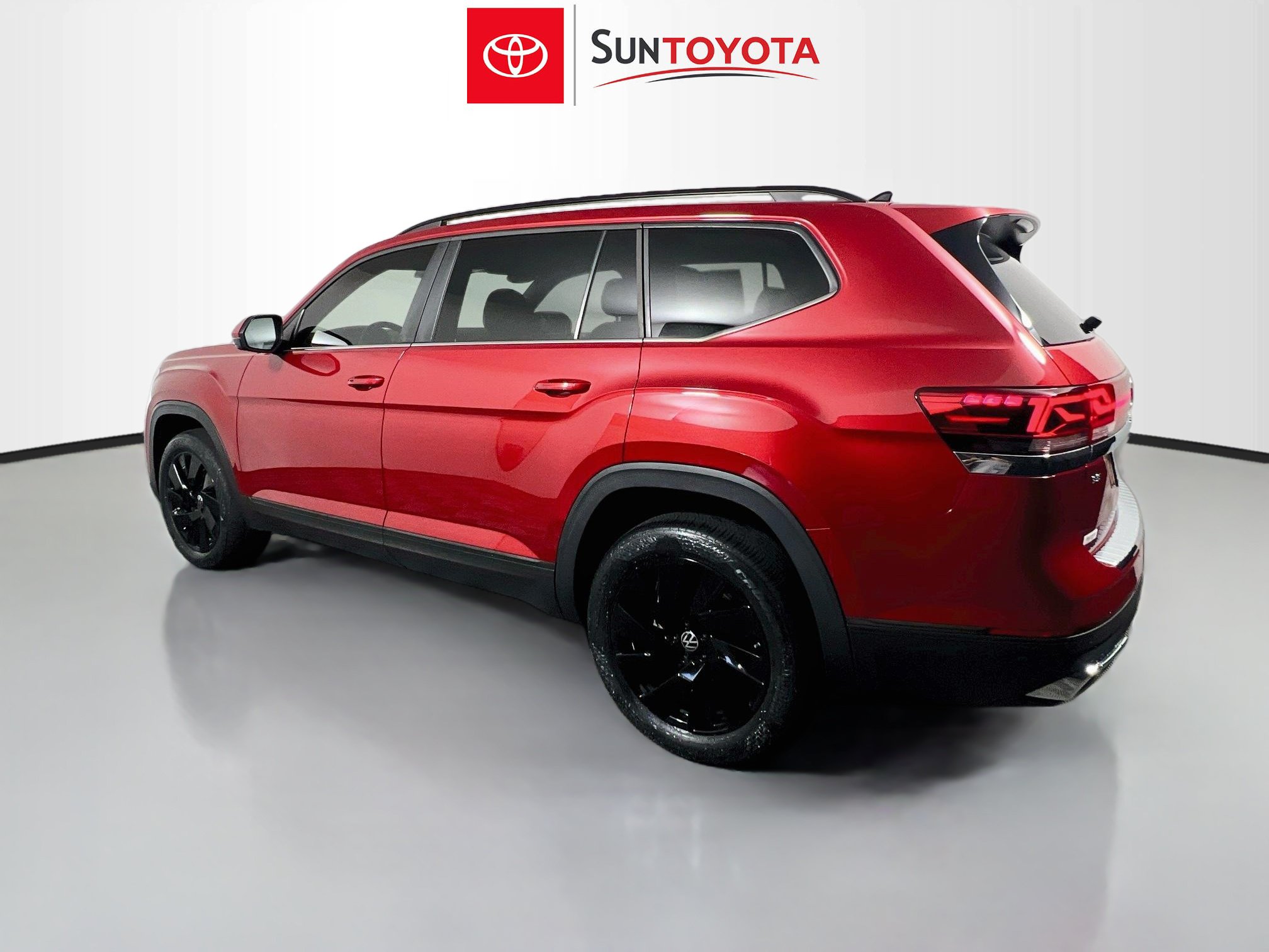 Used 2024 Volkswagen Atlas SE FWD image 6