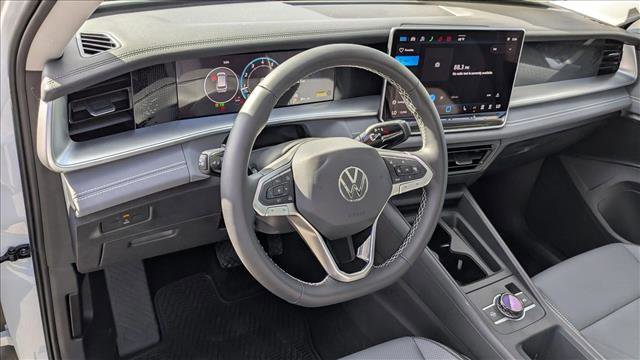 New 2026 Volkswagen Tiguan SE AWD/4WD image 11