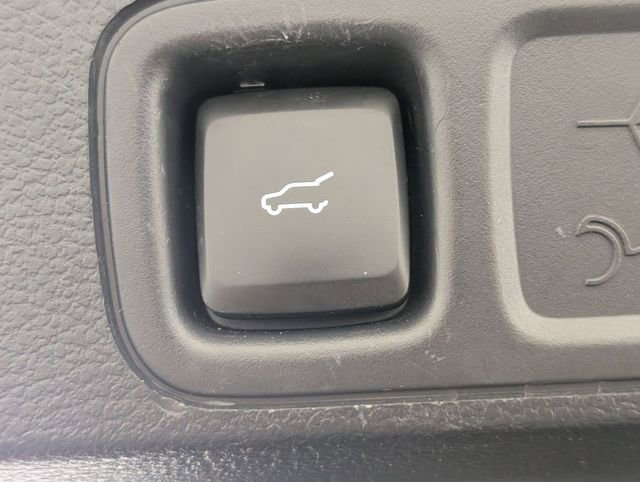 Used 2024 Ford Expedition Max XLT image 33