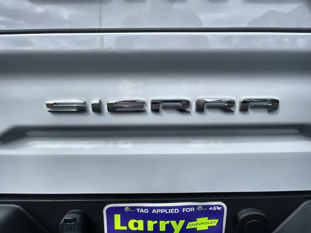 Used 2024 GMC Sierra 1500 SLT AWD/4WD image 30