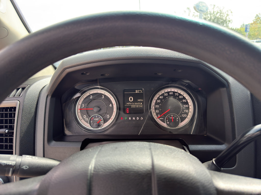 Used 2018 RAM 3500 Tradesman w/ Chrome Appearance Group AWD/4WD image 22