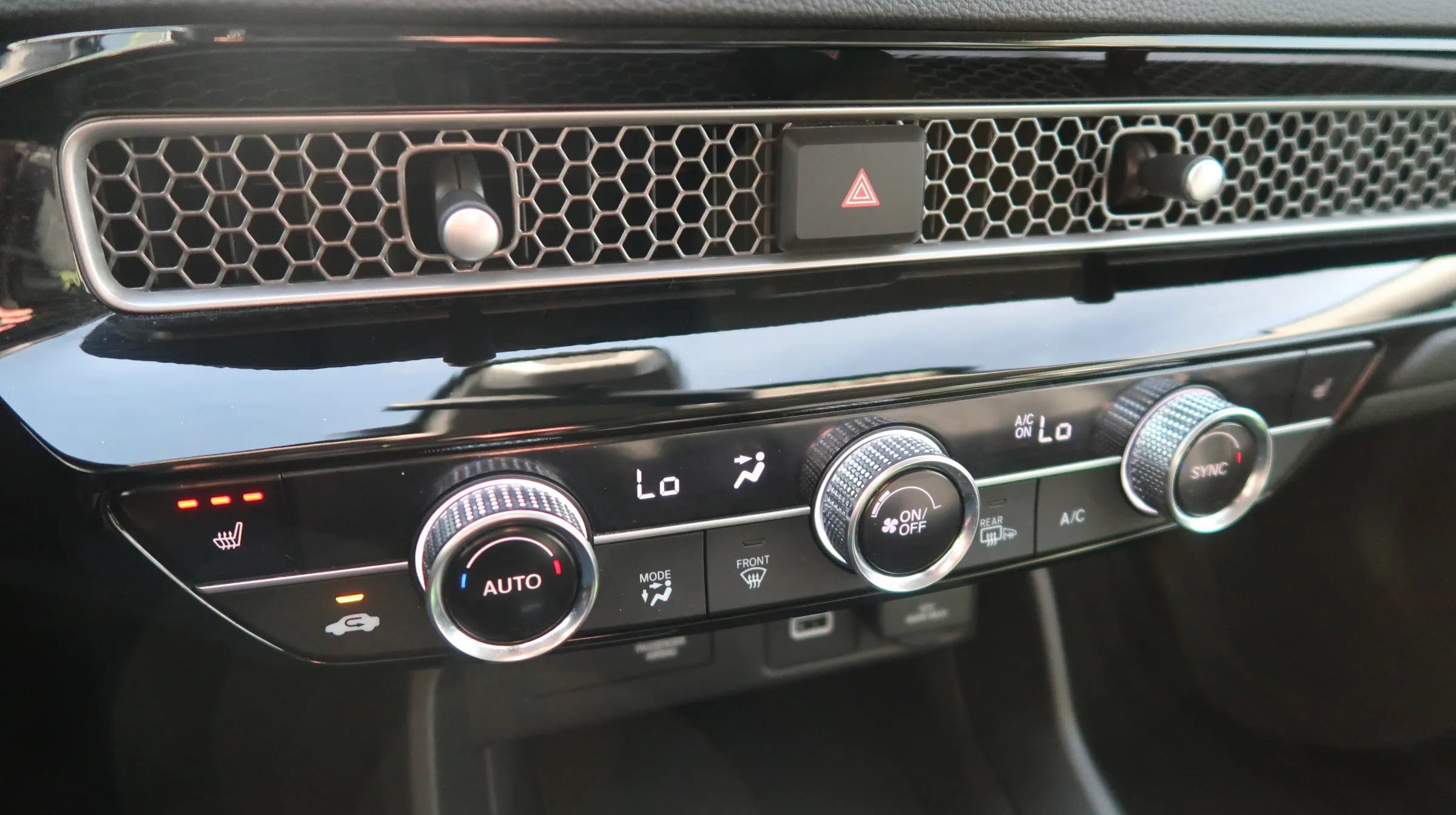 Used 2024 Honda Civic EX-L image 31