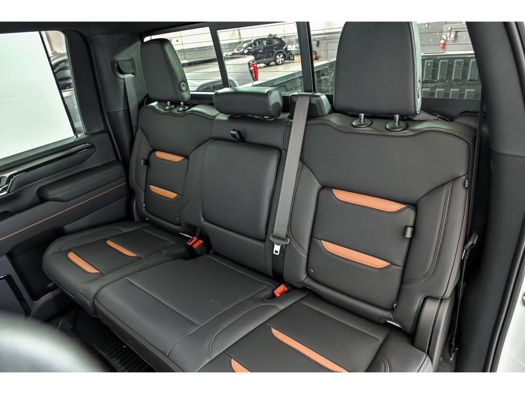 New 2026 GMC Sierra 2500 AT4 w/ AT4 Premium Plus Package AWD/4WD image 11