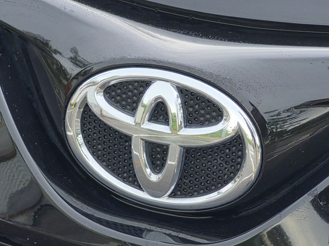 Used 2016 Toyota RAV4 LE AWD/4WD image 13