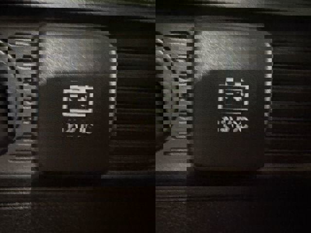 Used 2024 Jeep Grand Cherokee Limited AWD/4WD image 18