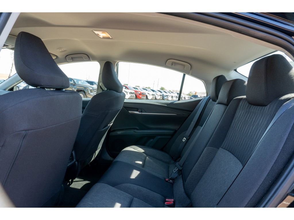 Used 2025 Toyota Camry LE image 13
