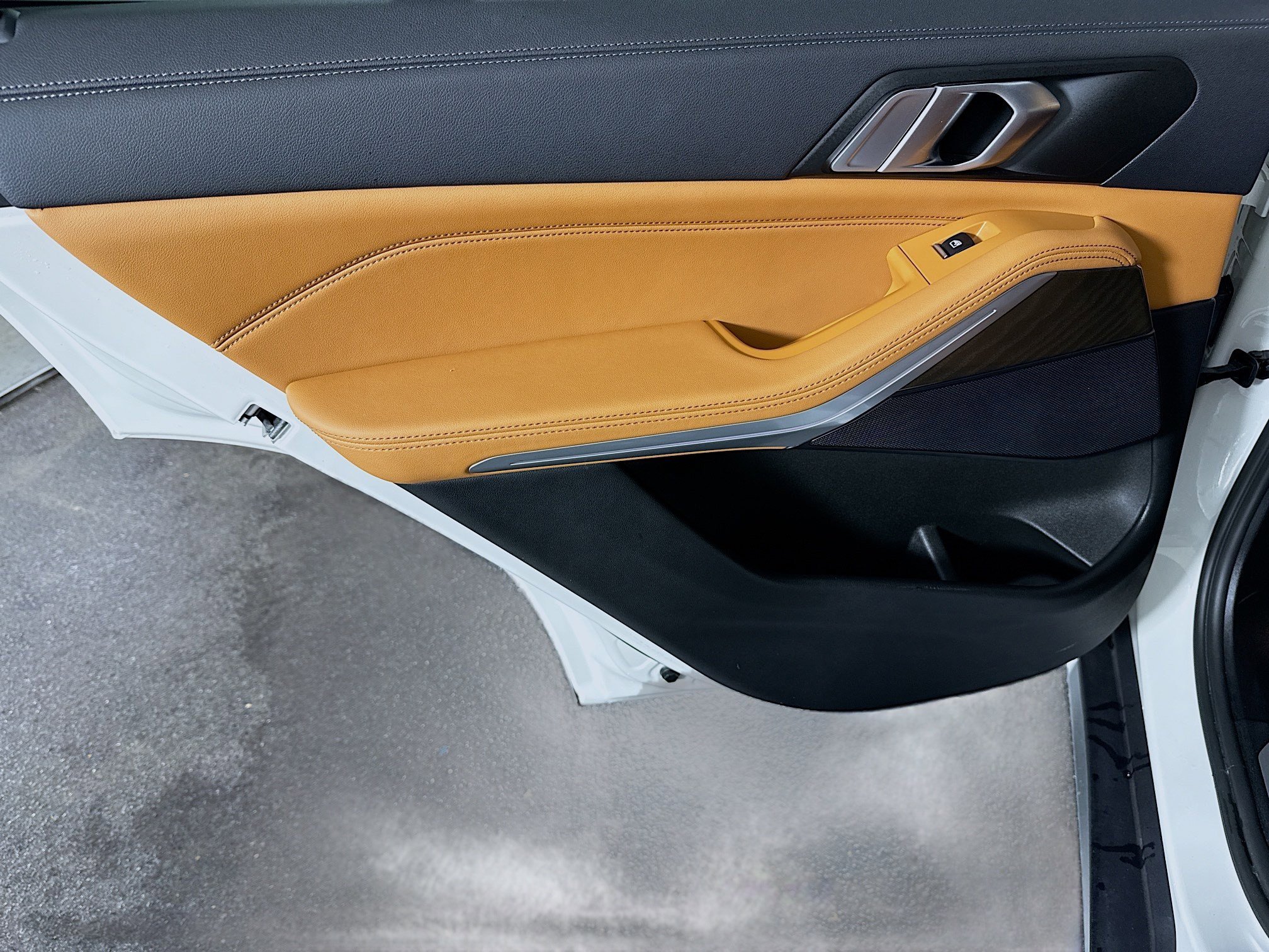 Used 2023 BMW X5 sDrive40i w/ Parking Assistance Package RWD image 26