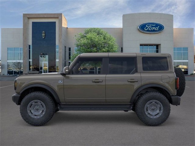 New 2025 Ford Bronco Outer Banks w/ Sasquatch Package image 3