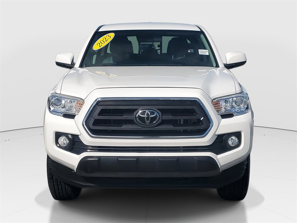 Certified 2023 Toyota Tacoma SR5 image 3